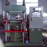 200吨四柱式平板硫化机-2RT全自动热压成型机