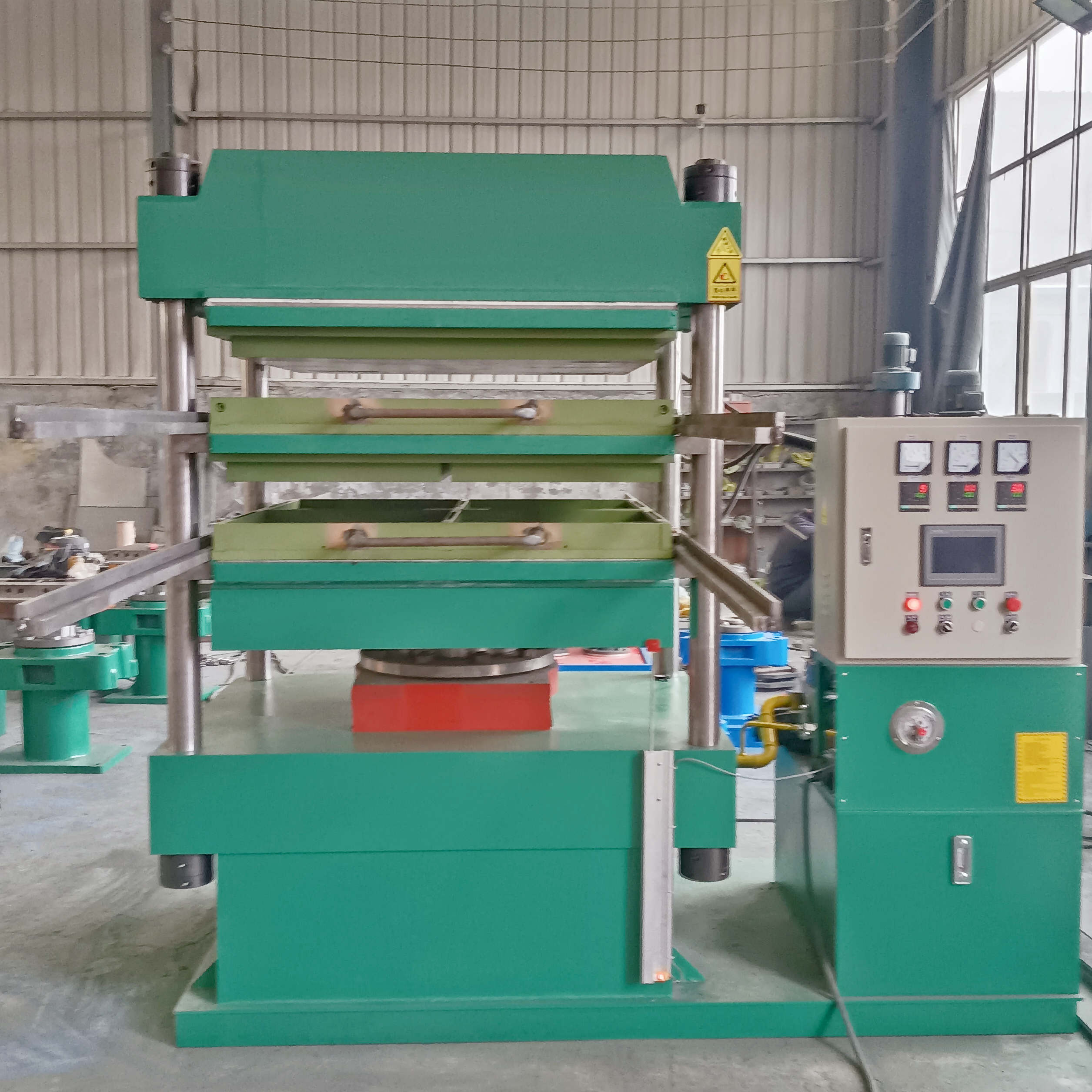 160 ton four-column hydraulic vulcanizing press